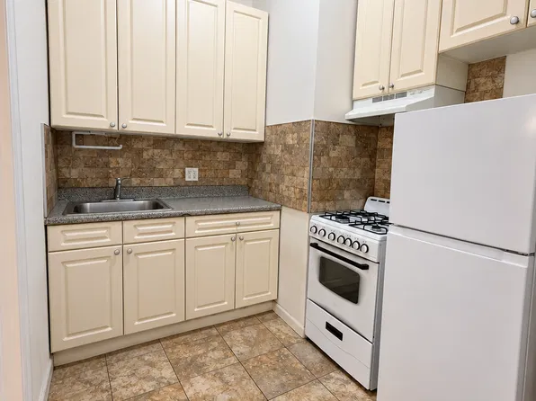 23-86 24th Street image 1 of 9