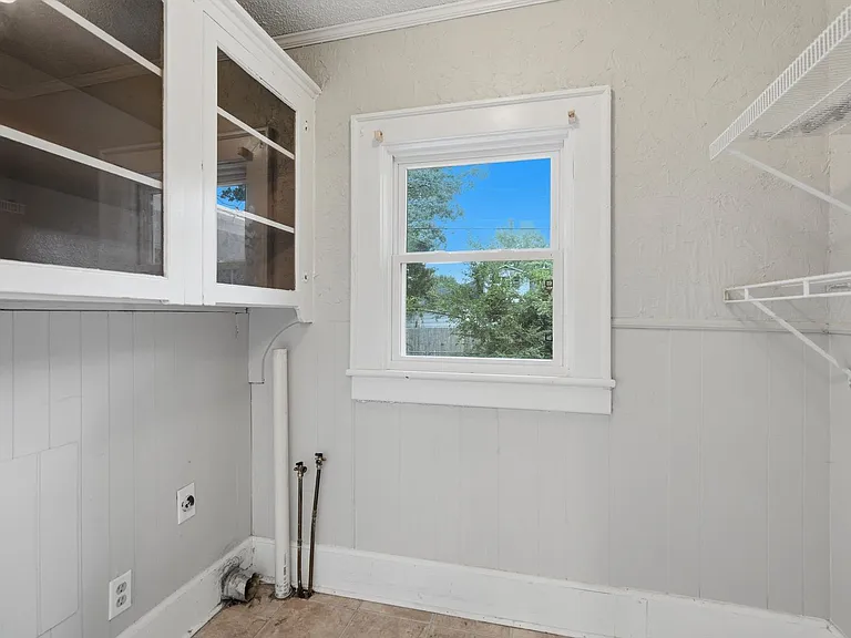 1623 Enolam Blvd SE — Photo 24