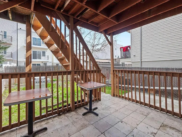 140 Beacon Ave #1 — Photo 13