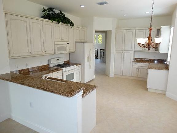 2nd image of 9238 Tesoro Ln Unit 201