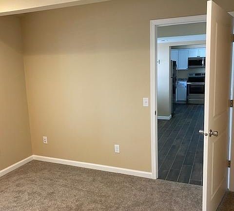 5th image of 28660 W Lake Dr