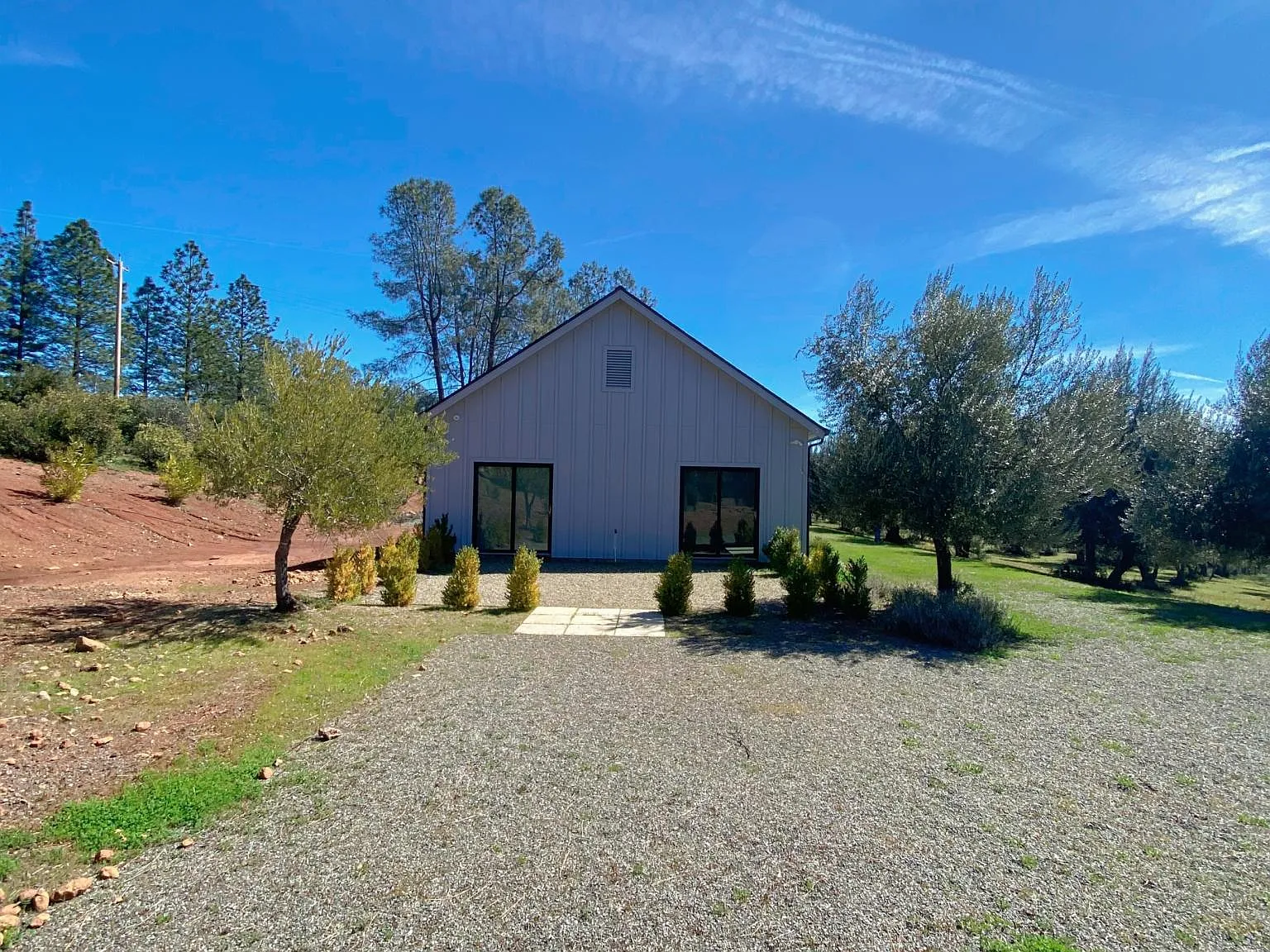 20743 Vineyard Dr — Photo 1