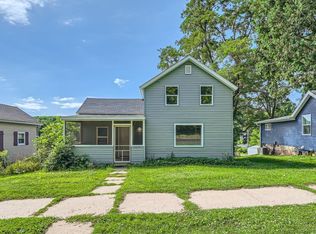 433 E Oak St, Glenwood City, WI 54013