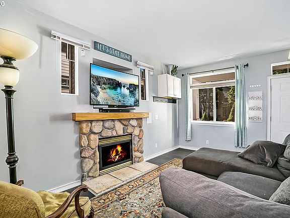 5th image of 17308 SE 21st Way