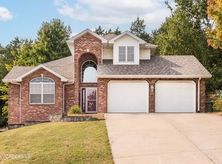 908 Amethyst Ln, Jefferson City, MO 65109