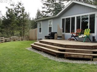 69741 Delview Rd, North Bend, OR 97459