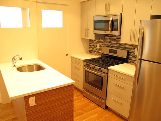 Rented by Residents Team | media 25