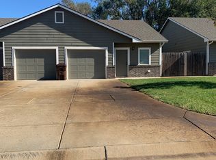 5570 S Victoria St, Wichita, KS 67216