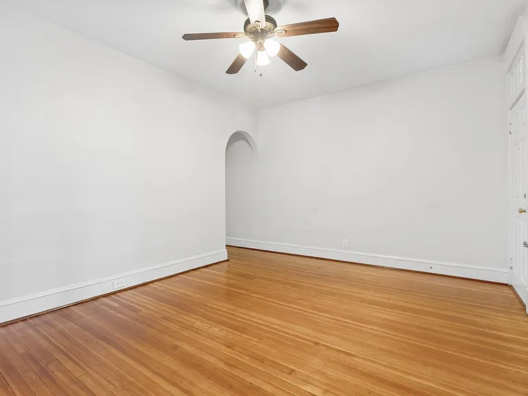 1323 Colonial Ave #3 — Photo 4