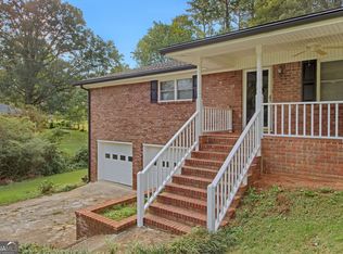 68 Christine Dr, Marietta, GA 30066