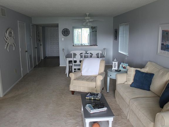 5th image of 1804 Mariner Dr APT 33