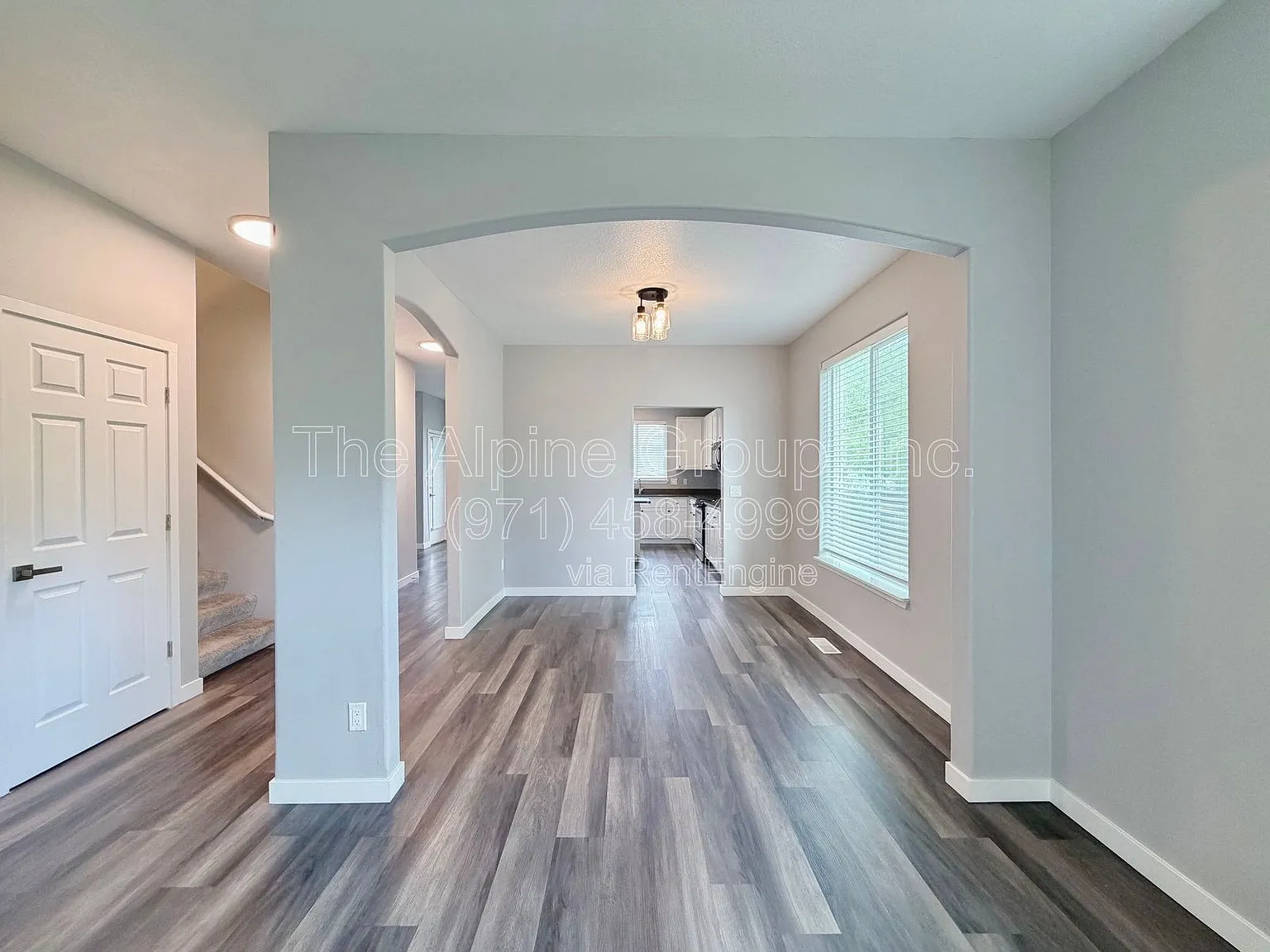4 bed, 2.5 bath, 2389 sqft, $3,200 — Photo 3