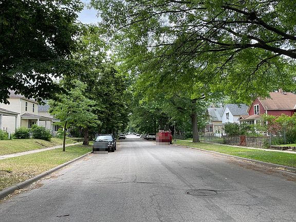 4th image of 755 Sherburne Ave