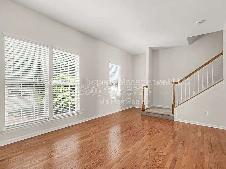 15826 Marvin Rd — Photo 10