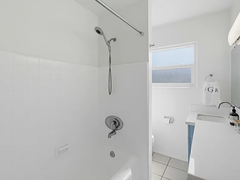 1973 Pacific Beach Dr — Photo 29