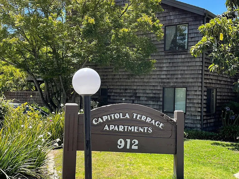 Capitola Terrace Apartments — Photo 6