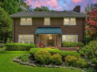 809 Oxford Rd, Ann Arbor, MI 48104