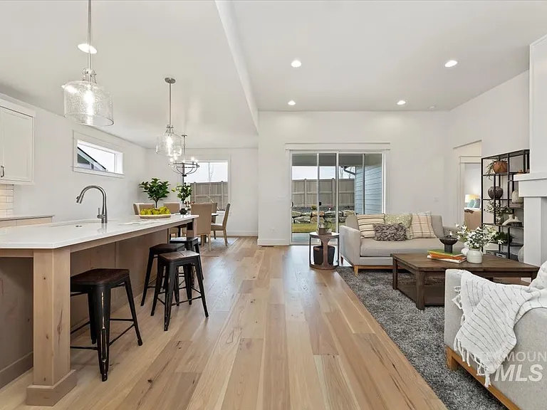 11284 W Campanula Dr — Photo 6