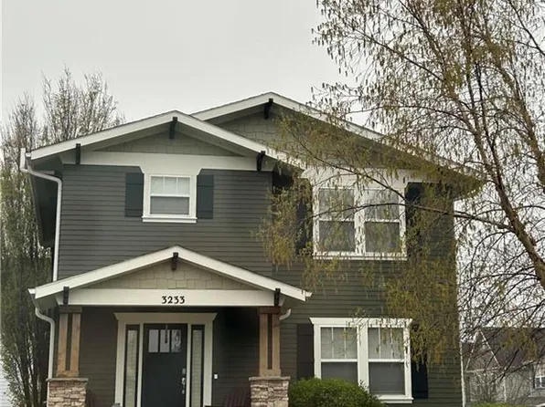 3233 SW Longview Rd, Lees Summit, MO 64081