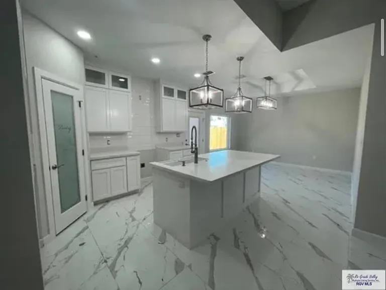 5417 Tulip Ct — Photo 5