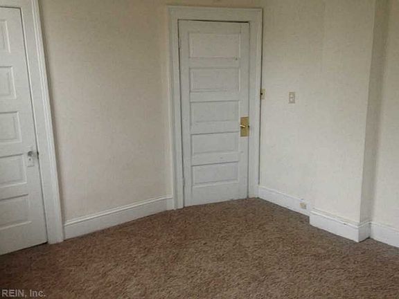 3rd image of 1614 Lasalle Ave