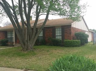 8210 Woodside Rd, Rowlett, TX 75088