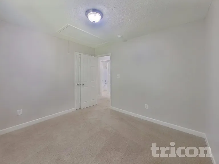 4940 Hopewood Ln — Photo 13
