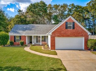 96 Sparrow Ln, Jefferson, GA 30549