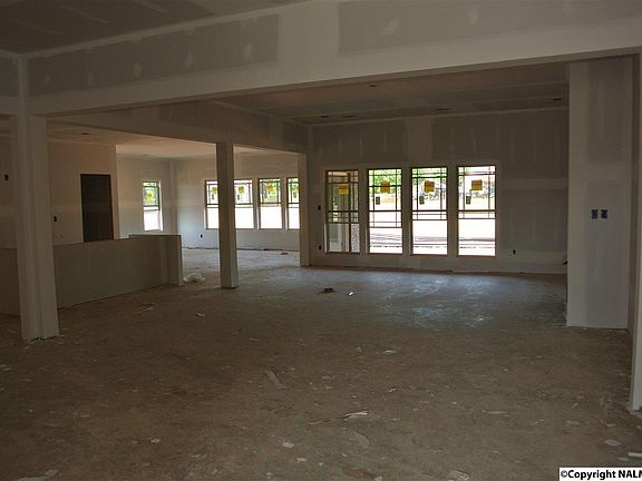 3rd image of 7304 Fauna Cir