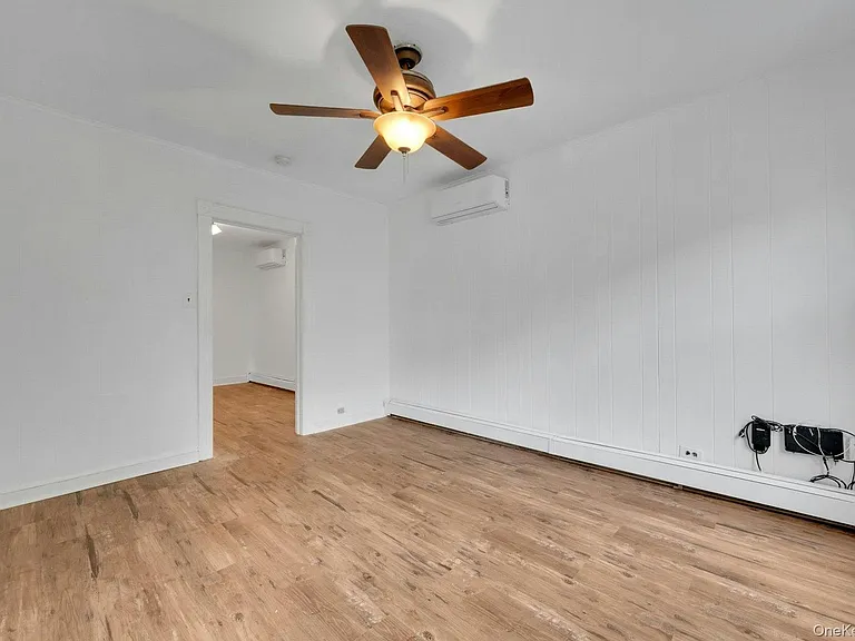 437 Warburton Ave #2 — Photo 16
