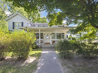 6982 Maple Grove Rd, Berrien Center, MI 49102