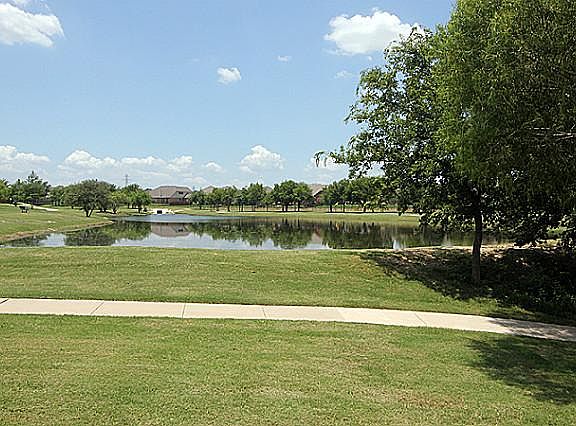 4th image of 8157 Black Ash Dr