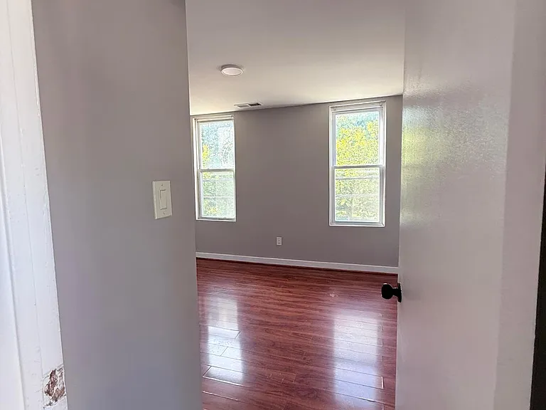 4200 Powelton Ave #2 — Photo 11