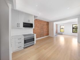 228 Sackett St, Brooklyn, NY