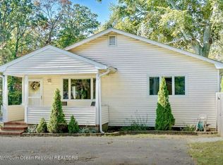 531 W Lincoln Ave, Oakhurst, NJ 07755