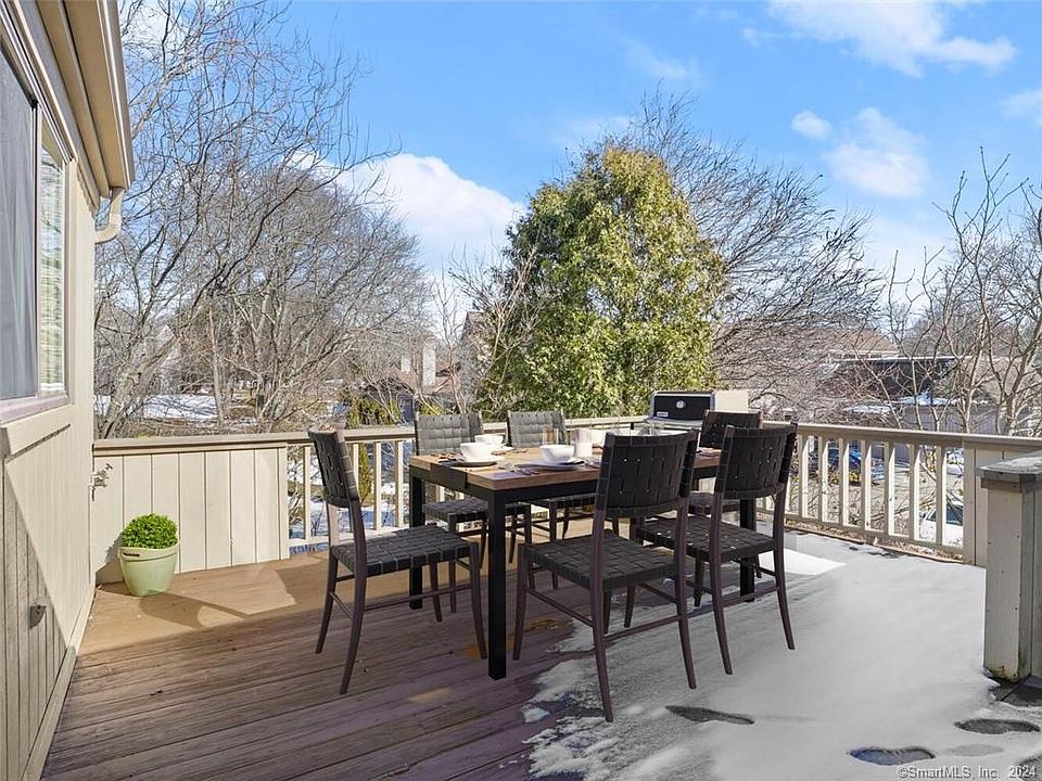 Oronoque Village - 128 Cayuga Ln Stratford CT | Zillow