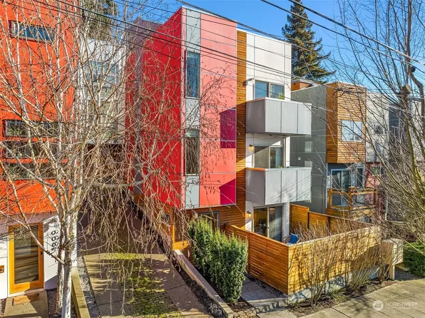 910 29th Avenue S, Seattle, WA 98144