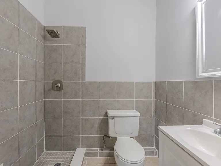 5824 McKinley St #2 — Photo 6