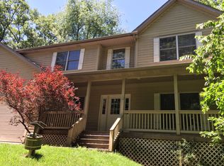 3717 Overland Rd, Crystal Lake, IL 60012