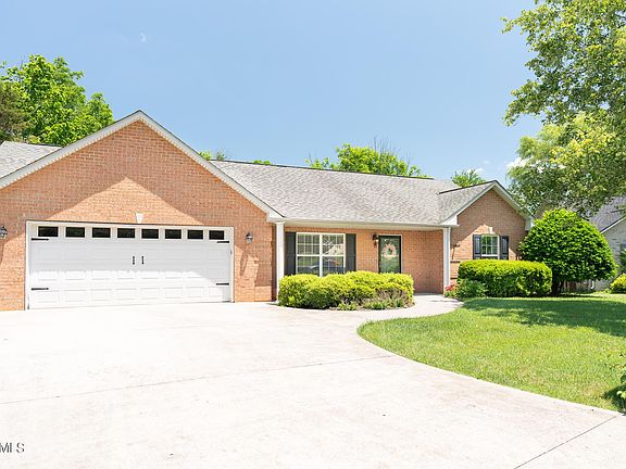 2nd image of 5512 Fenway Ln