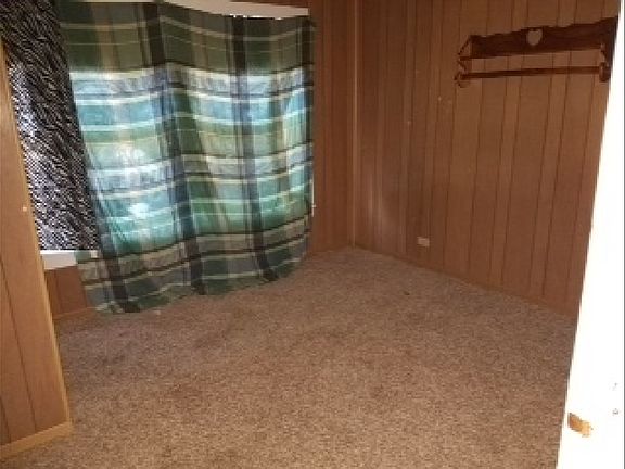 2nd image of 506 Lindsey St #2