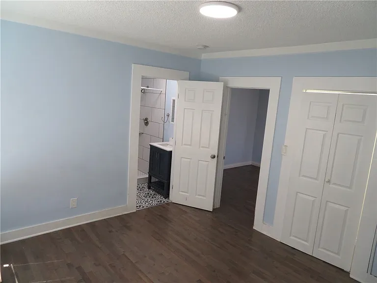 3923 S South Normandie Ave — Photo 13