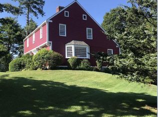 68 Sunset Hill Dr, Branford, CT 06405