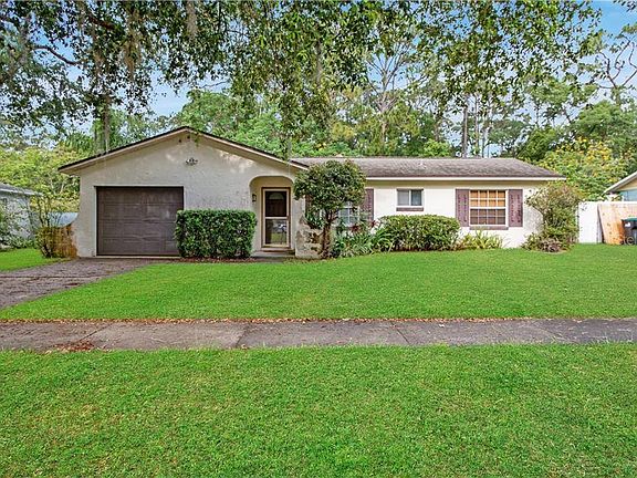 2nd image of 2918 Kinnon Dr