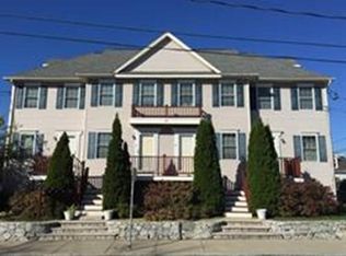 49 Floyd St APT 3, Waltham, MA 02453