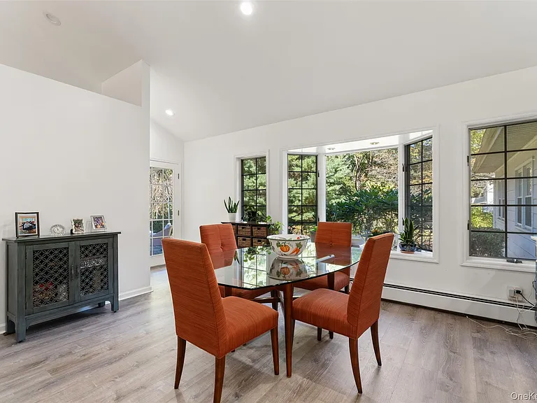 14 Earlwood Dr — Photo 12