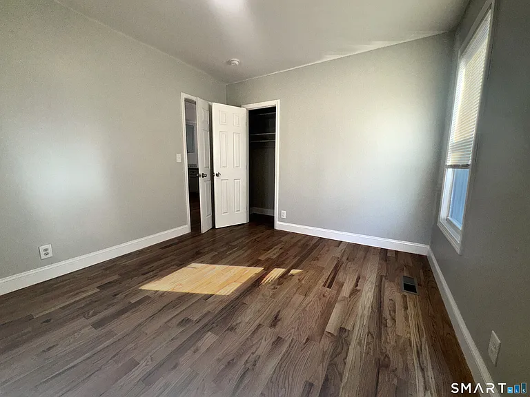 105 Churchill St #1 — Photo 8