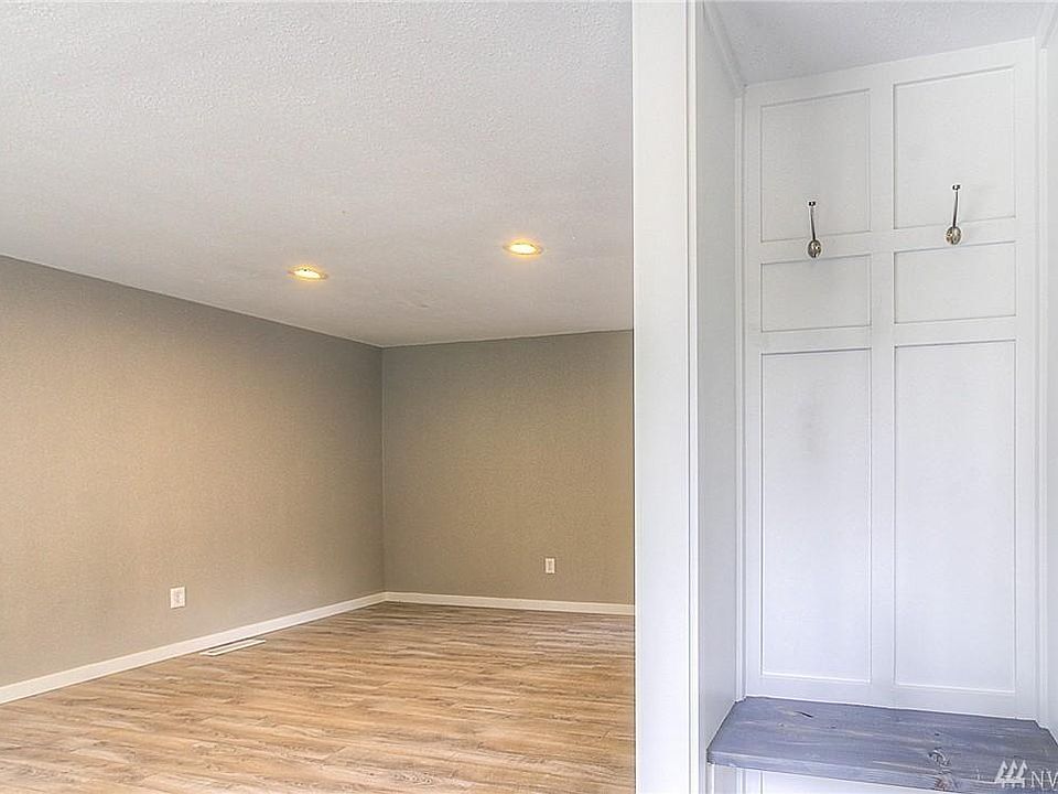 1st image of 2117 Coleman Ave NW