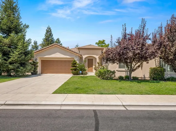 2222 Carson Avenue, Clovis, CA 93611