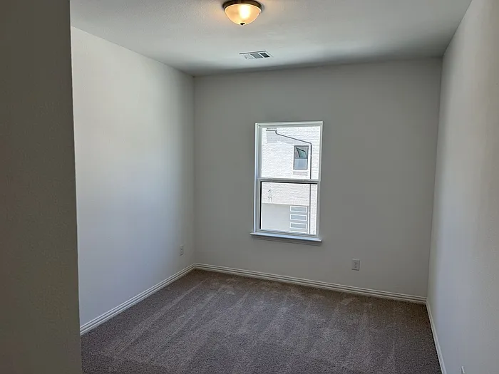 1218 Daybreak Dr — Photo 15